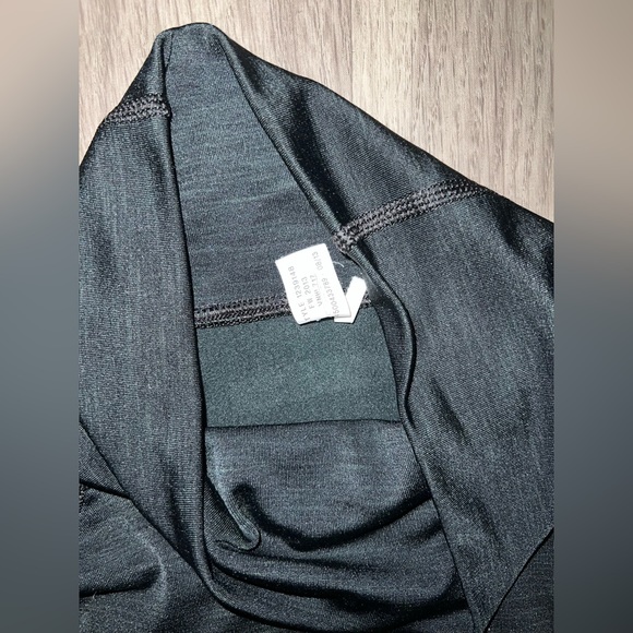 Under Armour Long Sleeve Cold Gear Running Pullover size Large - Picture 8 of 10